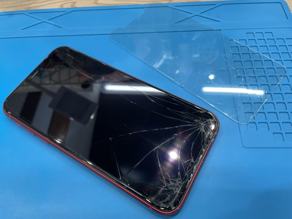 iPhoneXR 画面割れ修理
