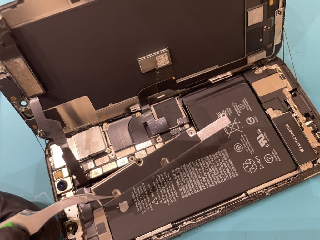 iPhoneXS バッテリー交換