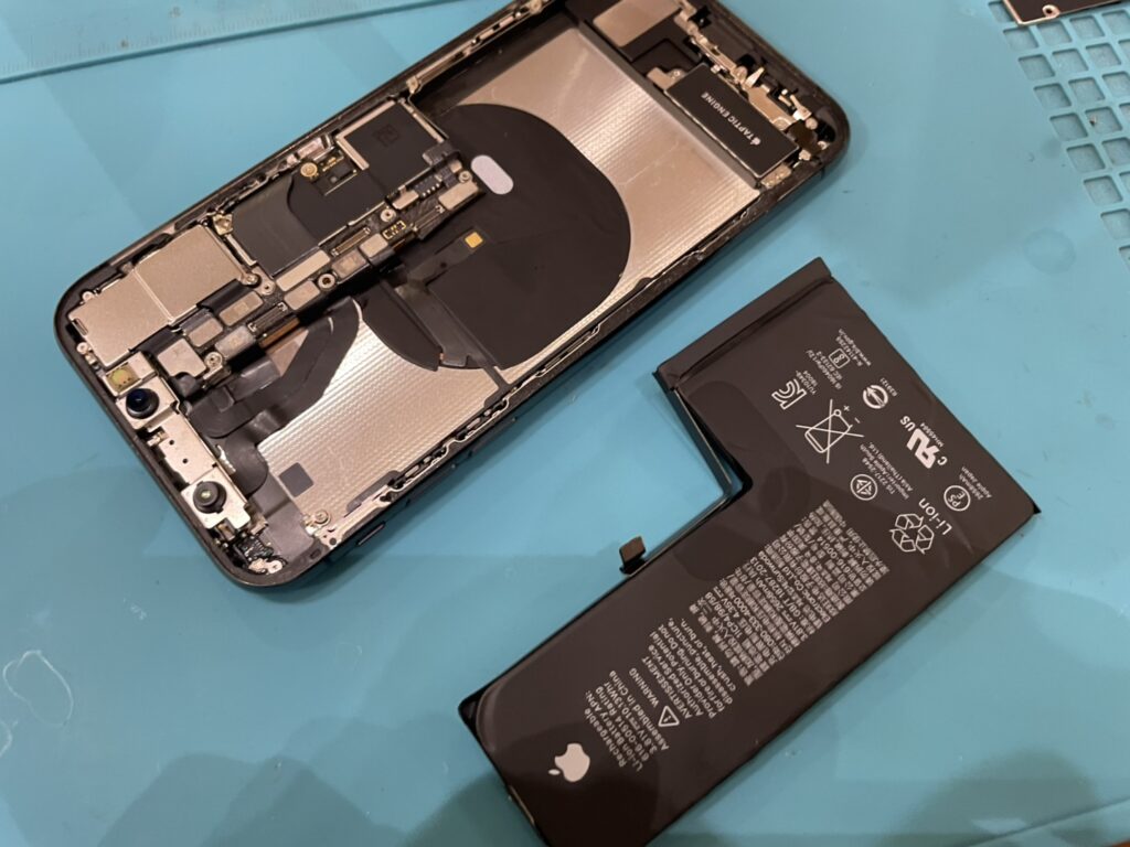 iPhoneXS バッテリー交換